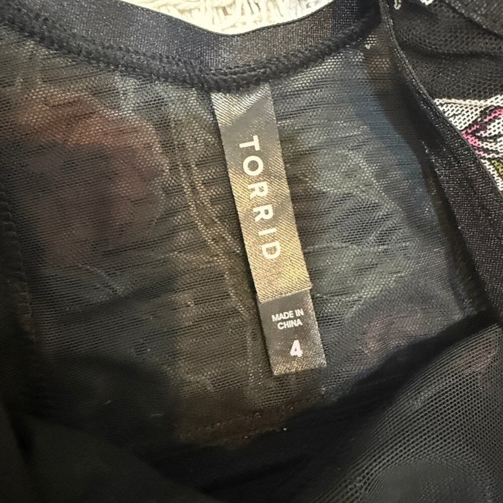 Torrid 4 Mesh Regency Punk Bustier exposed hook front bra crop top BC 2888 - Picture 4 of 9